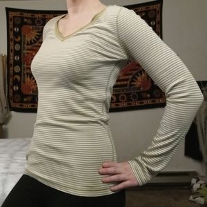 Maurices Long Sleeve V-Neck Shirt - Color Muted Green - Size XL